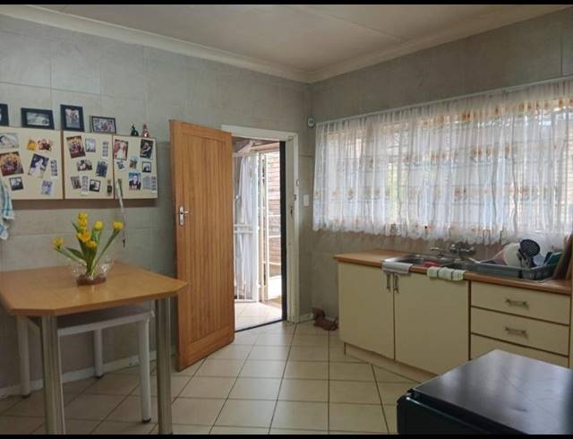 3 BEDROOM HOUSE FOR SALE IN WENTWORTH PARK